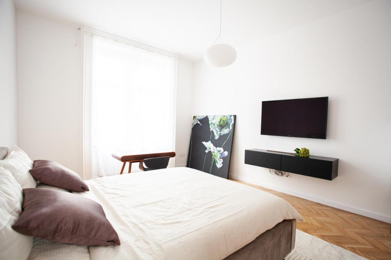 Apartament Real Deluxe Next To Danube Budapeszt Zewnętrze zdjęcie